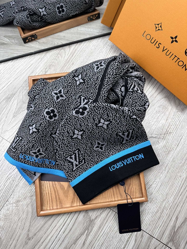 ブランドマフラー側面デザイン